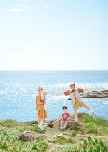 Travelers activating Viettel eSIM for tourists – seamless connectivity in Vietnam