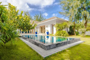 Visual comparison of Vietnam travel SIM options – best choice for tourists by GoVnSIM