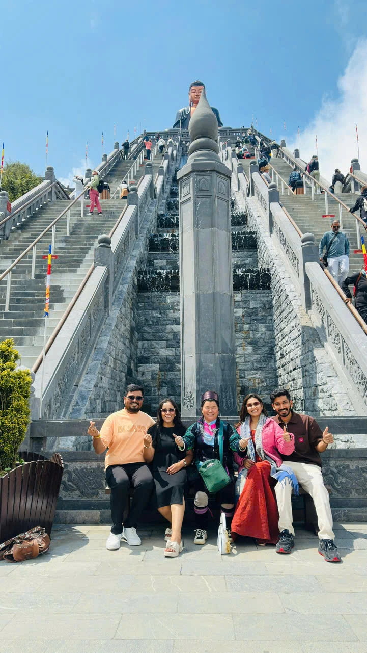 Heera Travel guided tour group exploring Vietnam