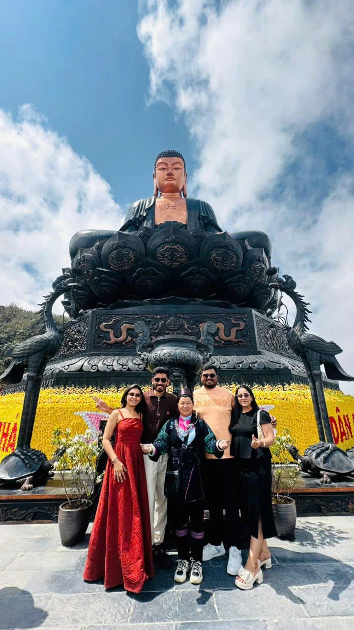 Heera Travel guests enjoying a guided tour in Vietnam